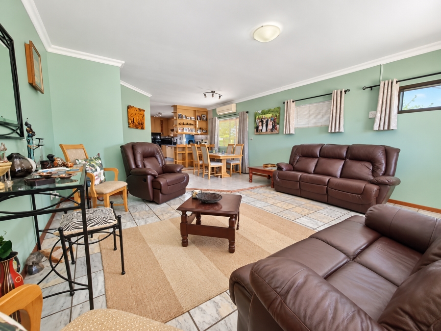 4 Bedroom Property for Sale in Hopefield Western Cape